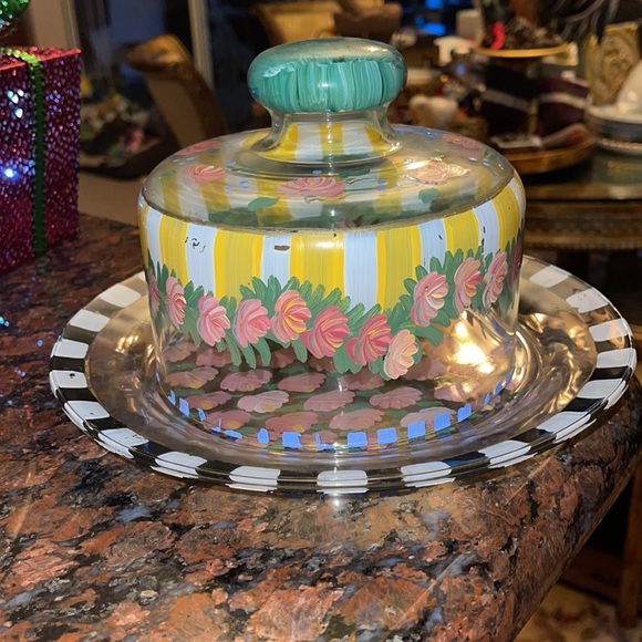 Covered CAKE DISH HAND PAINTED really fun whimsical use for pastries tea party - Picture 7 of 17